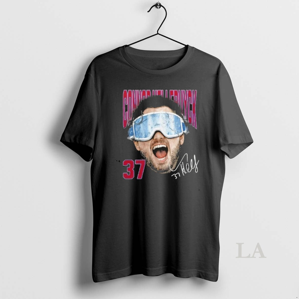 Original Connor Hellebuyck 37 Winnipeg Jets Goggles Signature T-Shirts, Hoodie, Sweatshirt | HypeDripTees.com