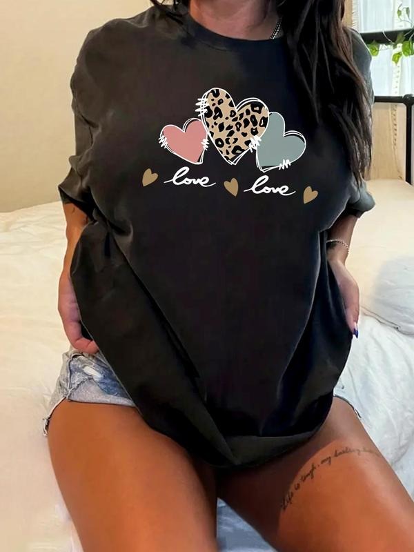 Plus Size Heart & Letter Print Drop Shoulder Tee, Casual Half Sleeve Round Neck T-Shirt for Summer, Women's Plus Clothing...