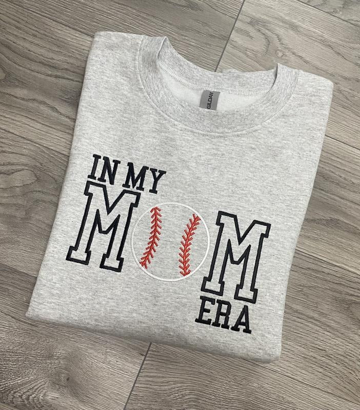 Gildan Baseball Mom Era Crewneck Sweatshirt, Classic Fit, Heather Sport Colors, Comfortable Cotton/Polyester Blend,...