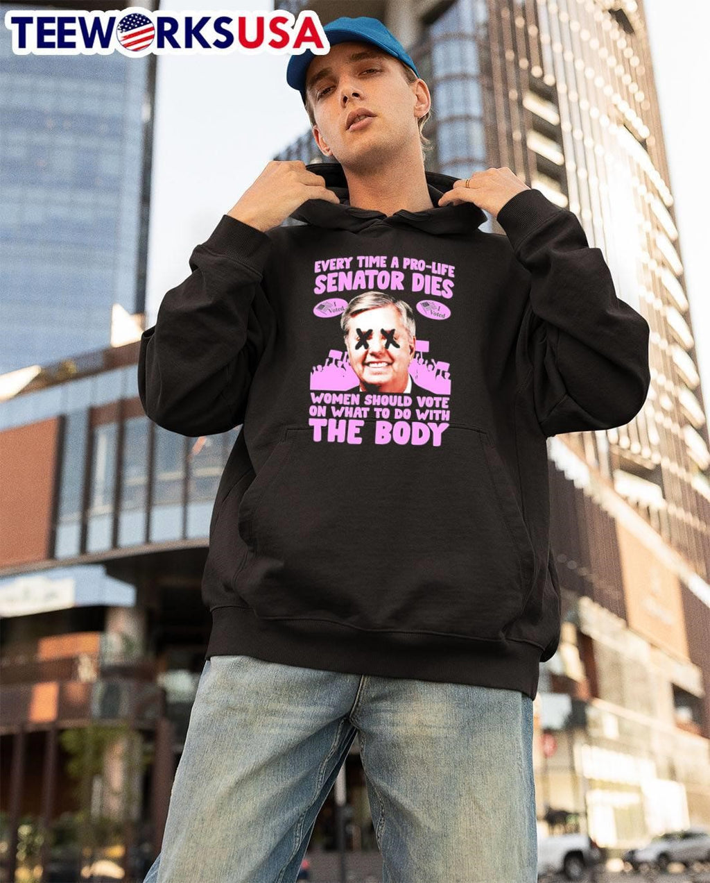 Pro-Life Senator Dead Bodies Graphic Every Time a Pro-Life Senator Dies Women Should Vote on What to Do with the Body T-Shirt