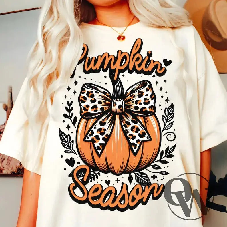 Pumpkin season Shirt, Retro halloween T-shirt, cheetah , Fall , Autumn , Pumpkin , coquette bow shirt , gift for mom....