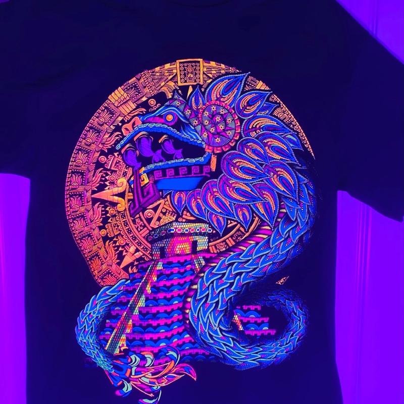 Quetzalcóatl piramide T-shirt Black Cotton Man Hoodie, Sweatshirt | HypeDripTees.com