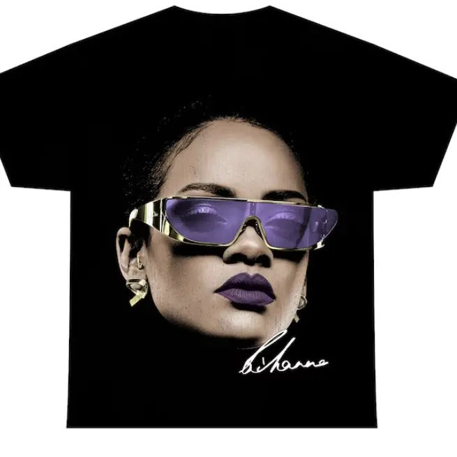 RIHANNA T-SHIRT Rare Concert Shity Rap Tee Hip Hop Shirt Hoodie, Sweatshirt | HypeDripTees.com