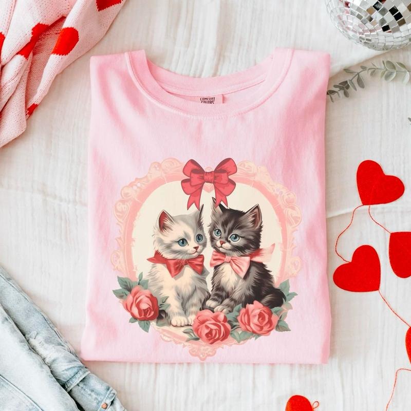 Retro Cat Valentines Day Shirt, Retro Valentine Sweatshirt, Gift for Cat Lovers, Vintage Kitten Shirt, Cute Valentines...