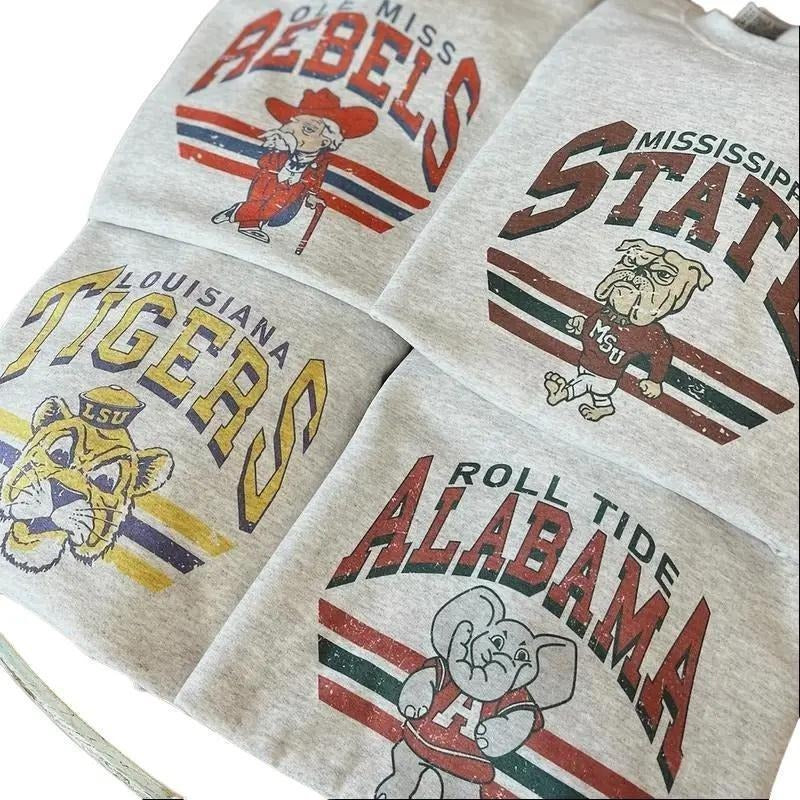 Retro College Football Mascot Crewneck Ash Grey Sweatshirt Classic Menswear Tops Cotton Sweaters   Sport Fabric Casual...