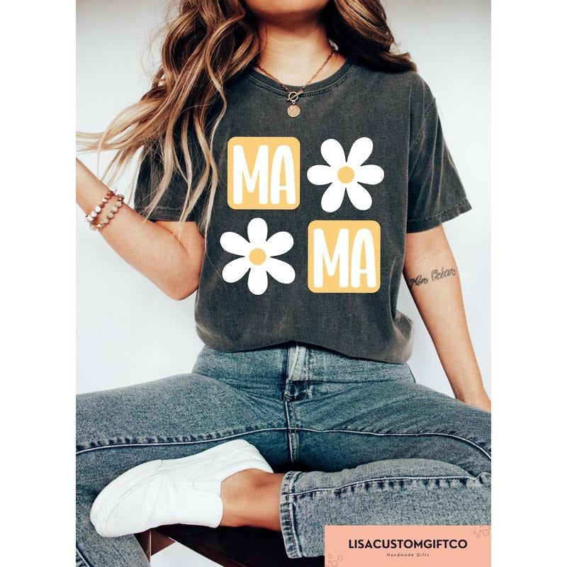 Retro Comfort Mama T-shirt, Mother's Day Shirt, Mama Daisy Sweatshirt, Floral Mom Crewneck, Trendy Mother's Day Gift,...