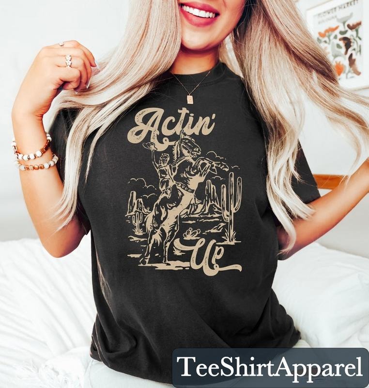 Retro Cowgirl Shirt, Western Graphic Tee, Western Shirt, Cowgirl Tshirt, Rodeo Shirts, Trendy Country Girl Western...