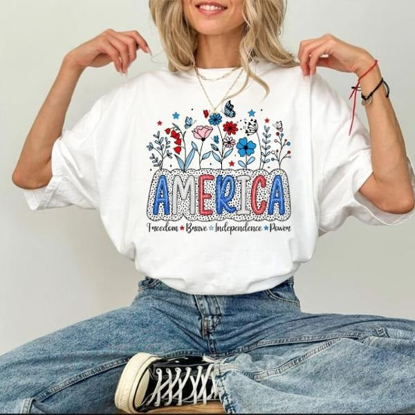 Floral Brushstroke USA T-Shirt Sweatshirt, Memorial Day and 4th of July Tee for Women, Retro Patriotic Graphic, Cute...