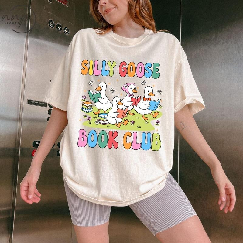 Silly Goose Book Club Shirt, Reader T-shirt, Gift for Book Lover, Bookish Shirt, Bookworm, School Librarian Tee YF9RE...