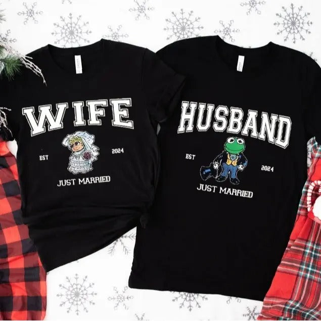 The Muppets Just Married Kermit Miss Piggy Shirt,  Wedding Couple Sweatshirt, Funny Muppet Couple Shirt, Valentine Gift...
