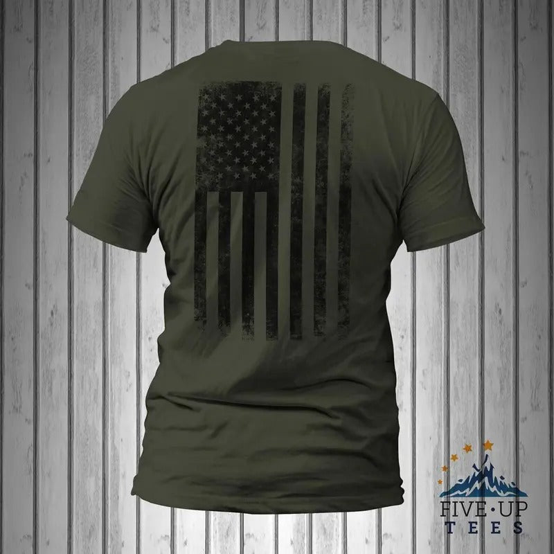 United States of America Distressed Black Vertical USA Flag T-Shirt Casual Crewneck Hoodie, Sweatshirt | HypeDripTees.com