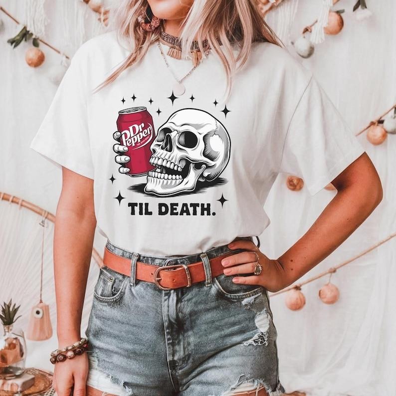 [Up To 5XL] Til Death Dr Pepper Shirt, Retro Dr Pepper Sweatshirt, Graphic Hoodie for Soda Lovers, Unisex T-Shirt Gift