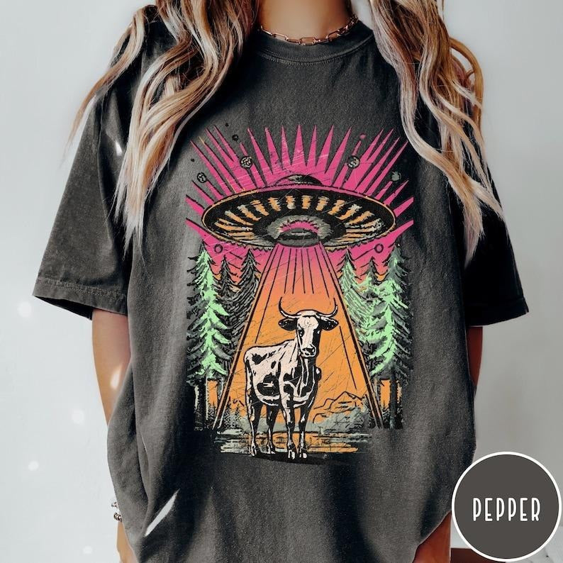 Victoria Maxwell, UFO Cow Abduction Shirt, Funny Vintage Retro Graphic Alien T-shirt, Unisex Comfort Colors T Shirt,...