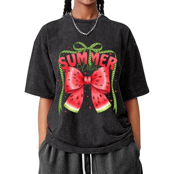 Vintage - Washed T - Shirt Embodying Summer Spirit: "Summer Vibes" Design Featuring a Retro