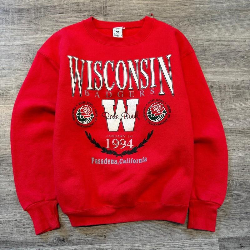 Vintage 90's University of Wisconsin Varsity Sweatshirt - 100% Cotton - Menswear Hoodie Sweaters T-Shirts | HypeDripTees.com