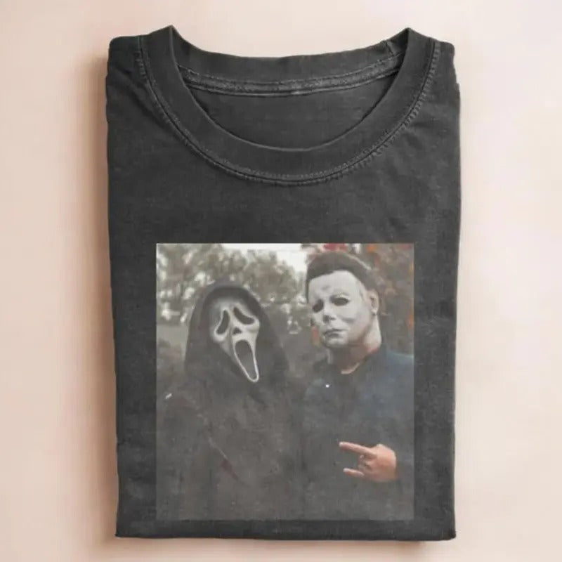 Vintage 90s Halloween Ghostface Heart Hands Unisex T-shirt,, Scary Movies Tee, Funny Ghost Face T-Shirt, Horror Killer...
