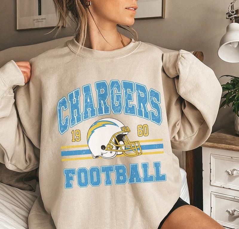 Vintage Chargers Football Sweatshirt, Los Angeles Football SweatShirt, San Diego Football Sweatshirt T-Shirts, Hoodie
