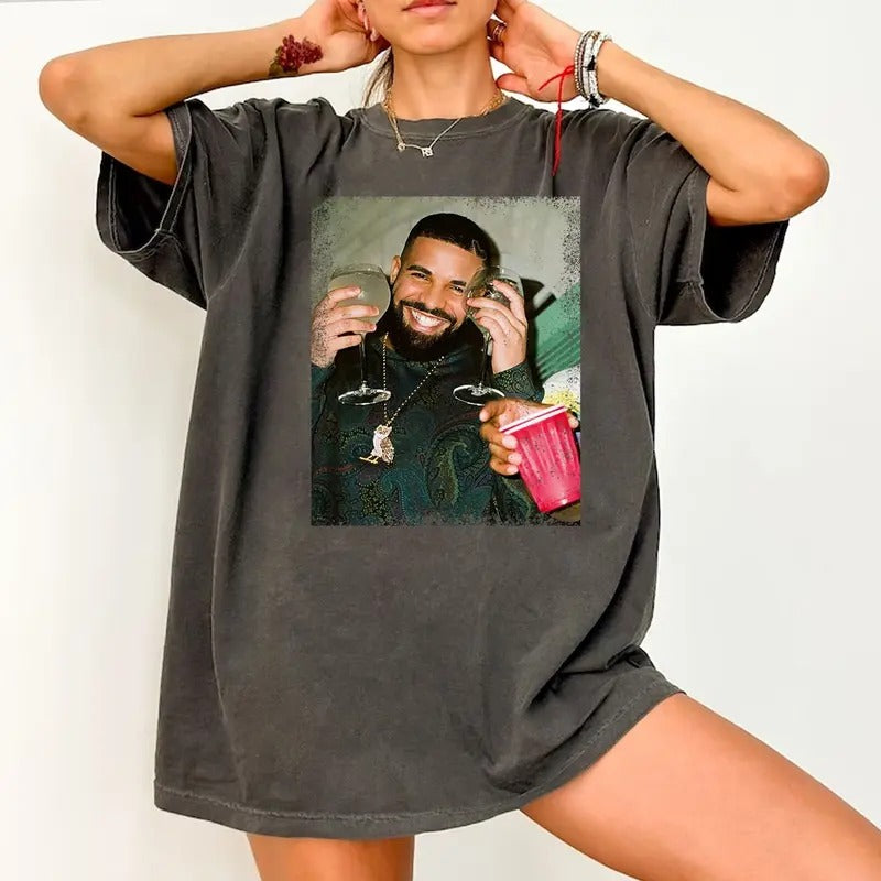 Vintage Drake T-Shirt Hoodie, Sweatshirt | HypeDripTees.com
