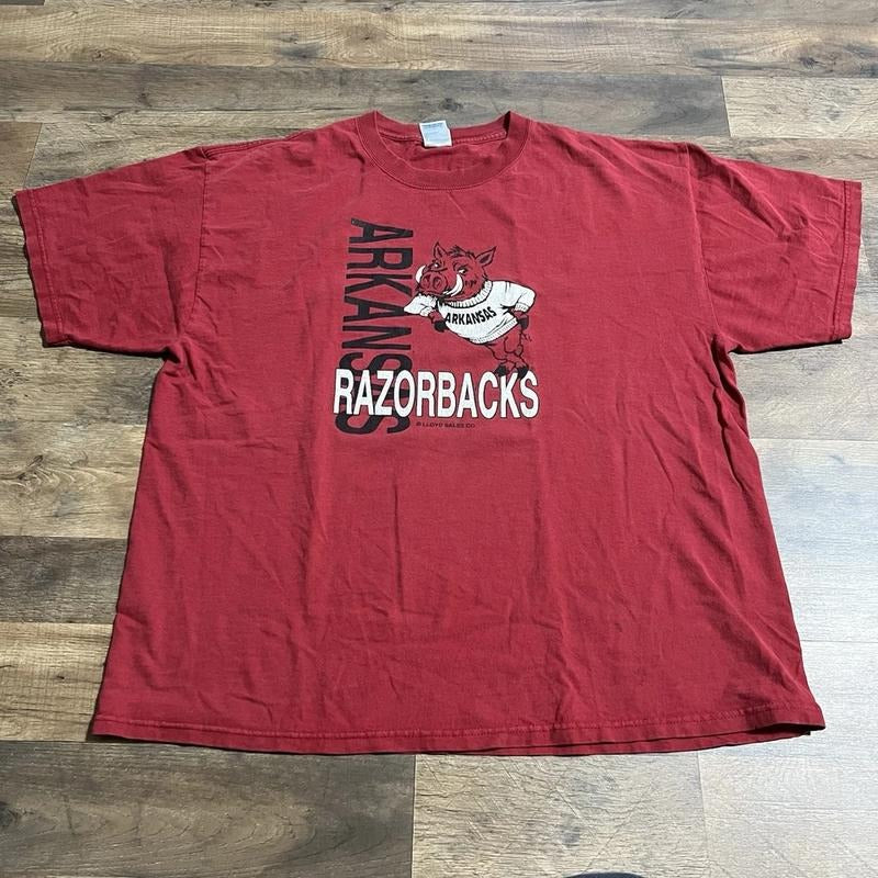 Vintage Ncaa Arkansas Razorbacks HogsUnisex T-shirt Sweatshirt Hoodie 16 | HypeDripTees.com