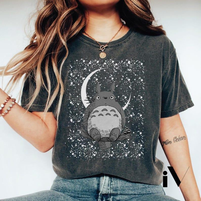 Vintage Totoro T-Shirt, My Neighbor Totoro, Studio Ghibli T-Shirt, Ghibli Shirt, Hayao Miyazaki, Studio Ghibli Gift,...