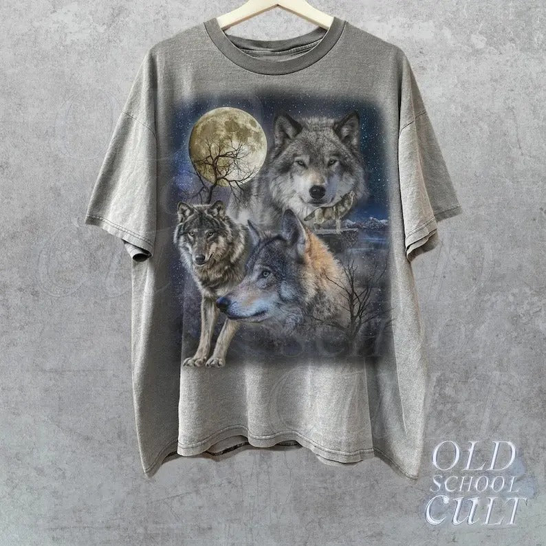 Vintage Wolves 90s Graphic Shirt, Wolf Lovers Retro Tee, 2000s Nature Moon Shirt, Nostalgia Unisex Oversize Tee, Cute Wolf Gift, Washed Tee