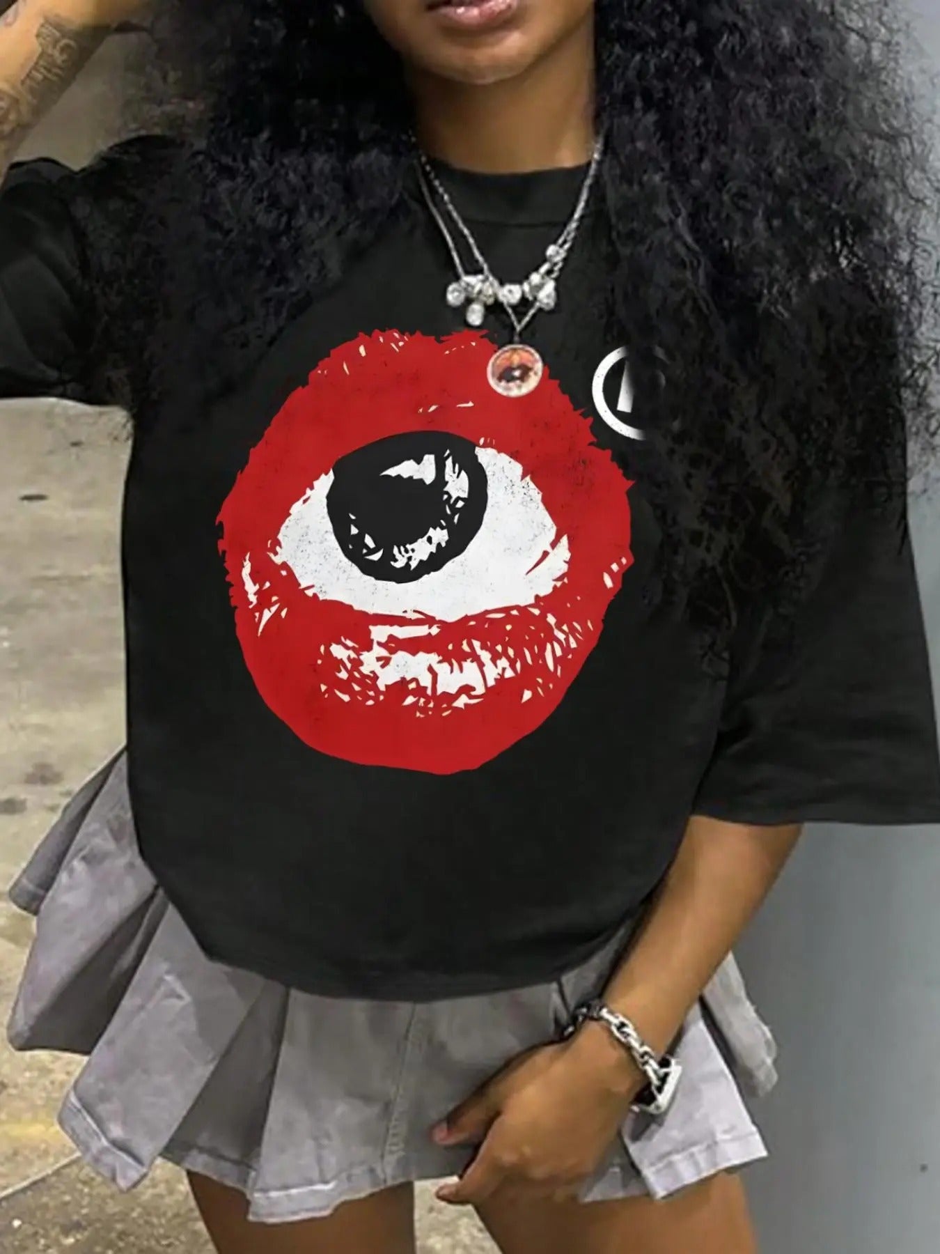 Women's Eye Print Round Neck Graphic Tee, Vintage Trendy Casual Half Sleeve T-shirt for Daily Wear, Ladies Outfit for All...