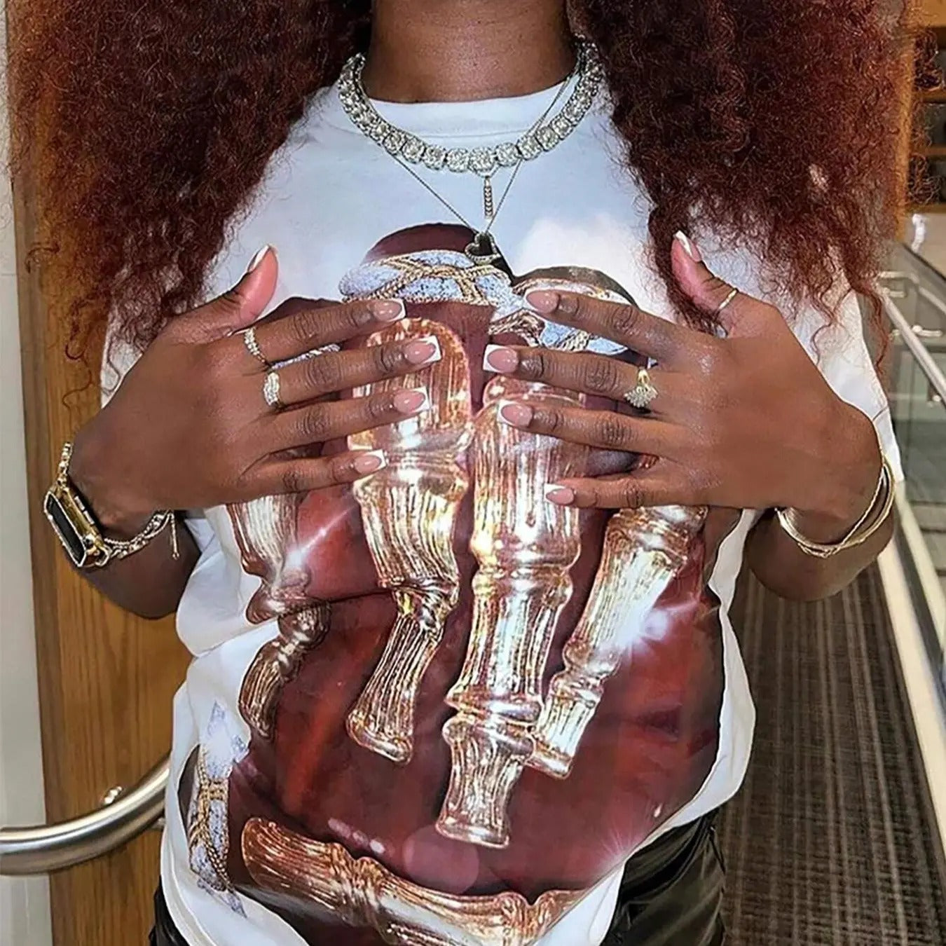 Women's Graphic  Print Round Neck Tee, Fashion Casual Crew Neck Short Sleeve T-shirt for Daily Holiday Vacation Outdoor...