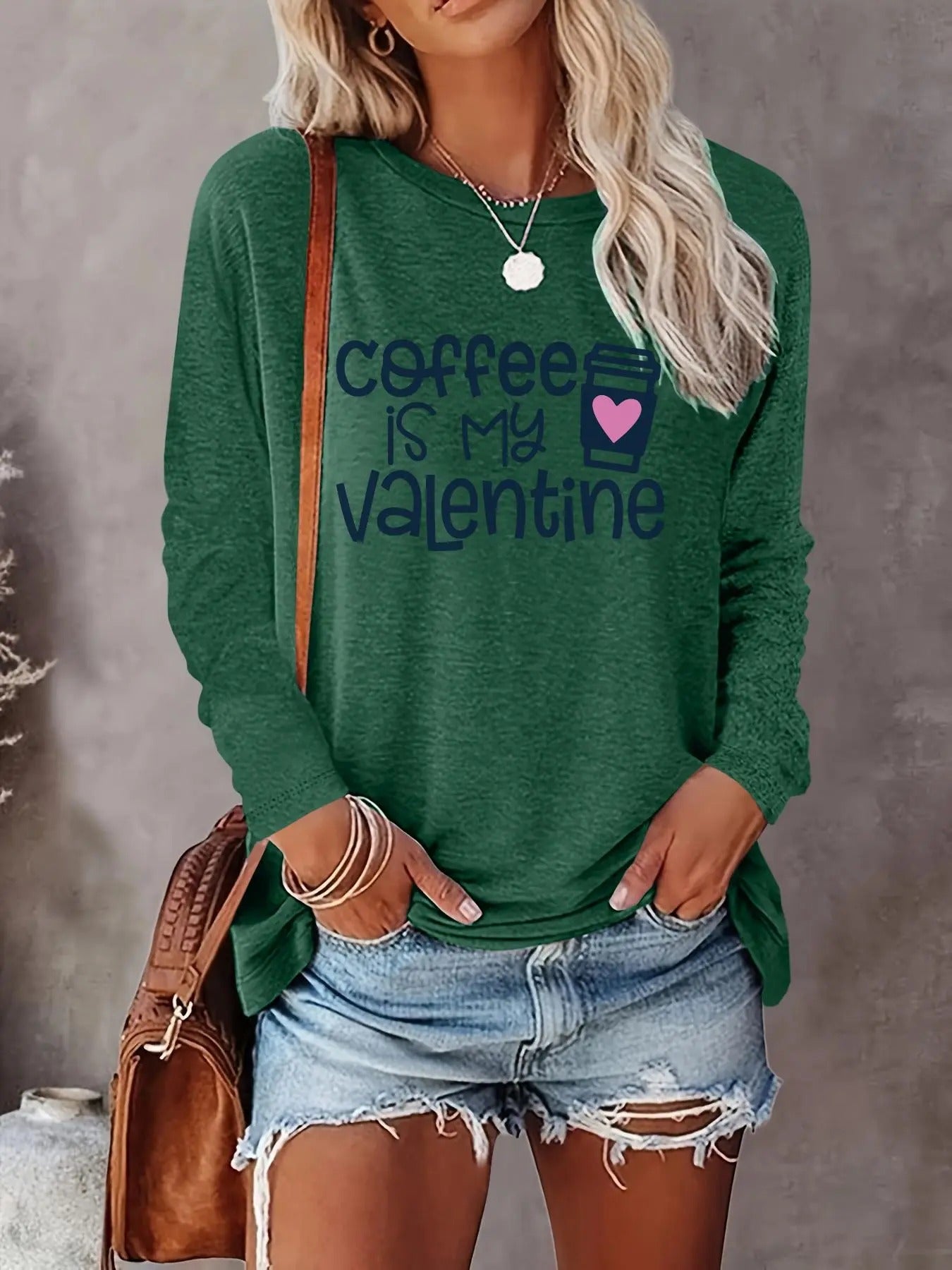 Women's Heart & Letter Print Round Neck Tee, Casual Long Sleeve Crew Neck T-shirt for Fall & Winter, Women's Top for...