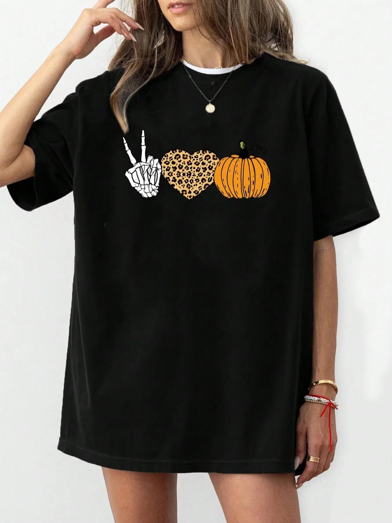 Women's Heart & Pumpkin Print Drop Shoulder Tee, Casual Fashion Half Sleeve Round Neck T-Shirt for Daily Holiday Vacation...