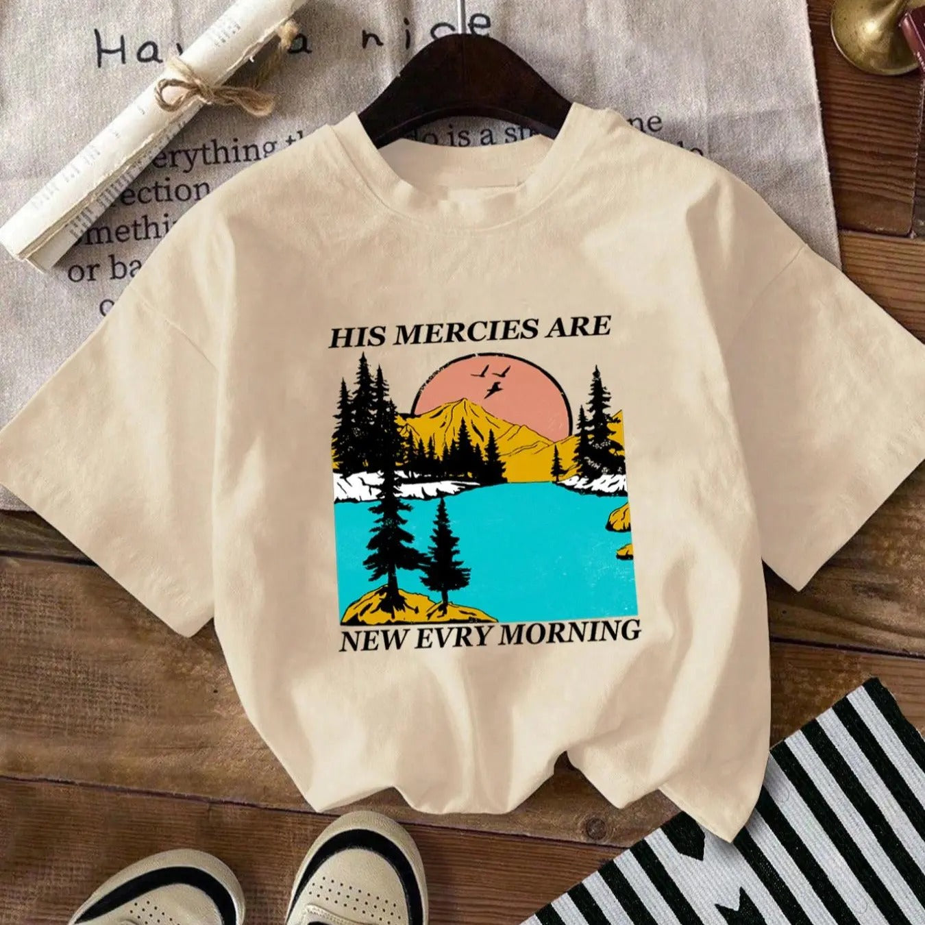 Women's Landscape & Letter Print Round Neck Tee, Vintage Trendy Casual Drop Shoulder Short Sleeve T-shirt for Daily Wear,...
