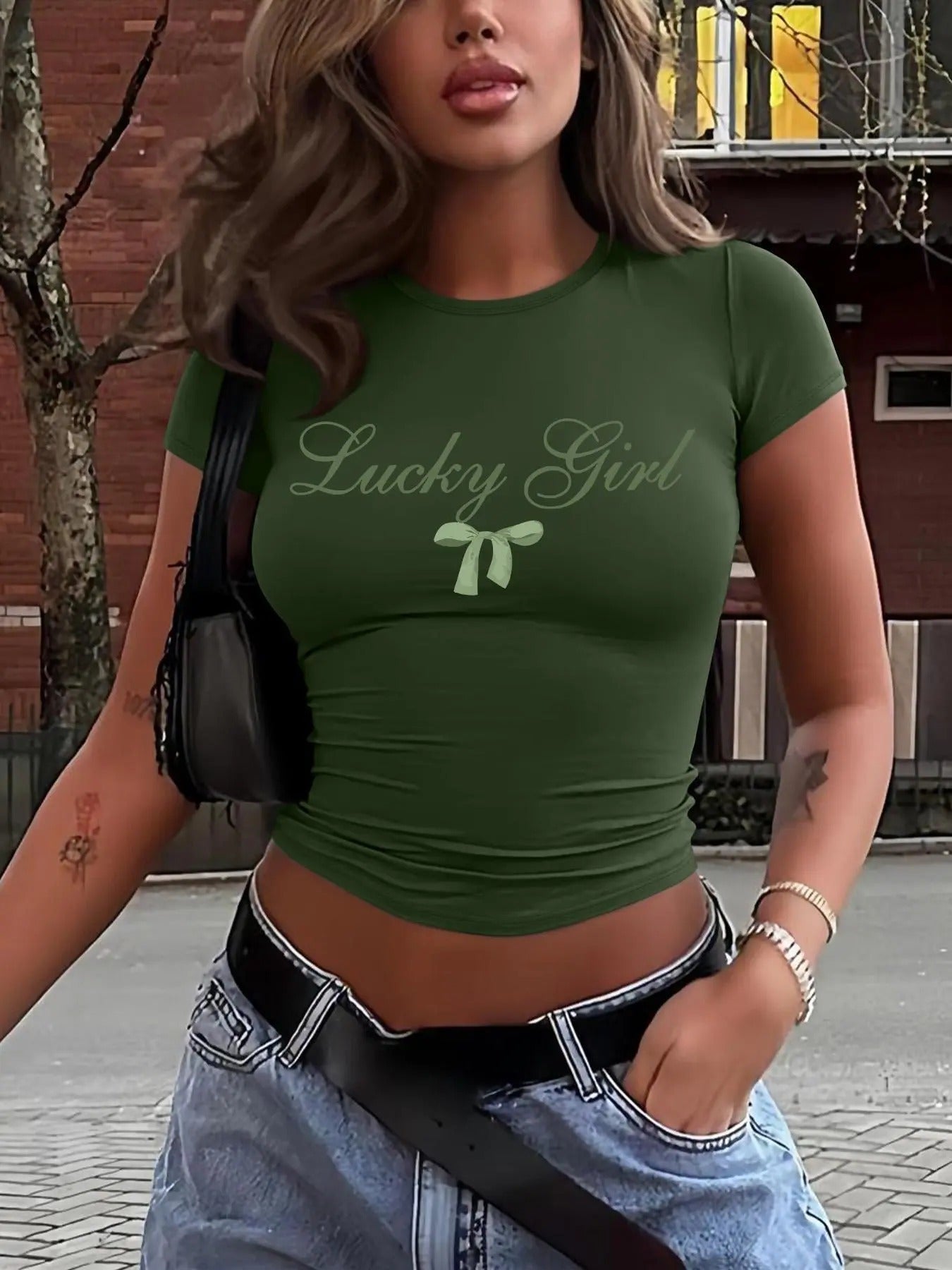 Women's Letter & Bow Print Round Neck Crop Tee, Casual Short Sleeve Crew Neck T-shirt for Daily Wear, Ladies Clothes for...