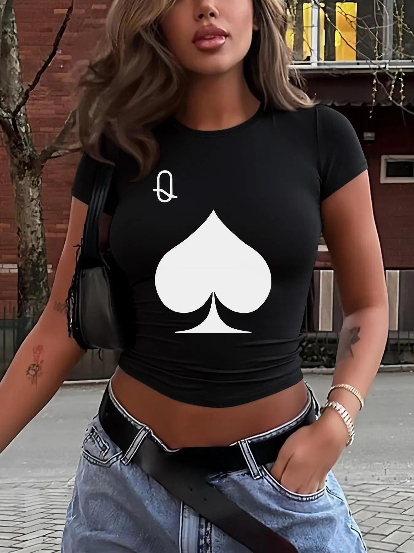 Women's Letter Print Round Neck Crop Tee, Fashion Casual Crew Neck T-shirt for Daily Holiday Vacation Outdoor Wear,...