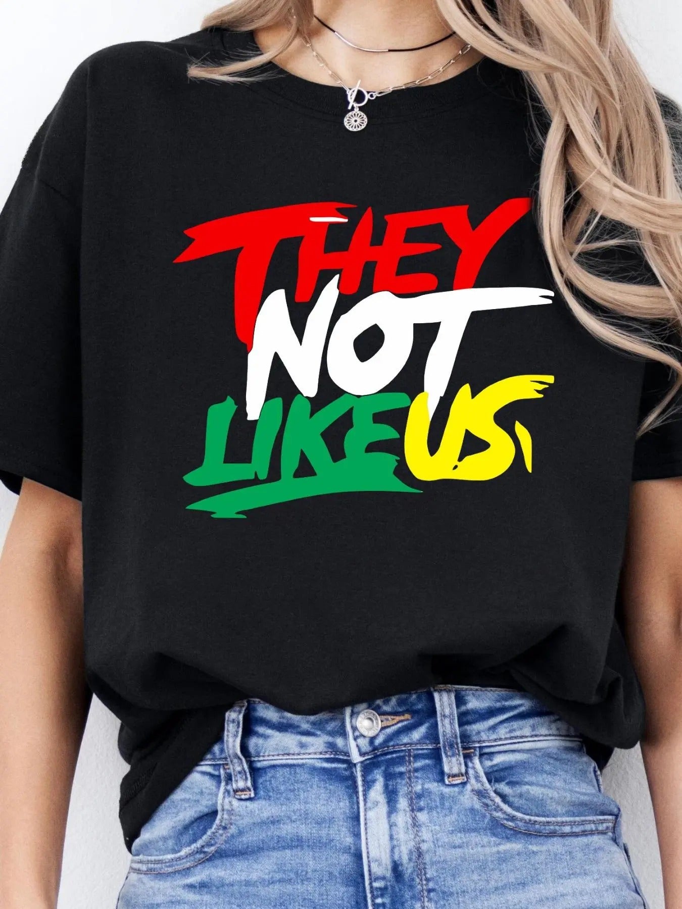 Women's Letter Print T-shirt, Casual Round Neck Short Sleeve Graphic Tee for Summer, Women's Top for Daily Wear Hoodie,...