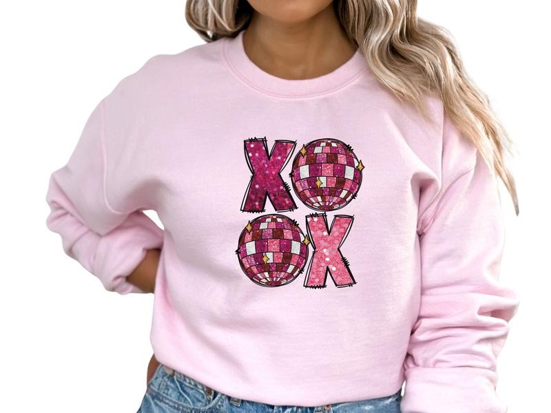 XOXO Valentine's Day Women's Top & Sweatshirt T-Shirts, Hoodie | HypeDripTees.com