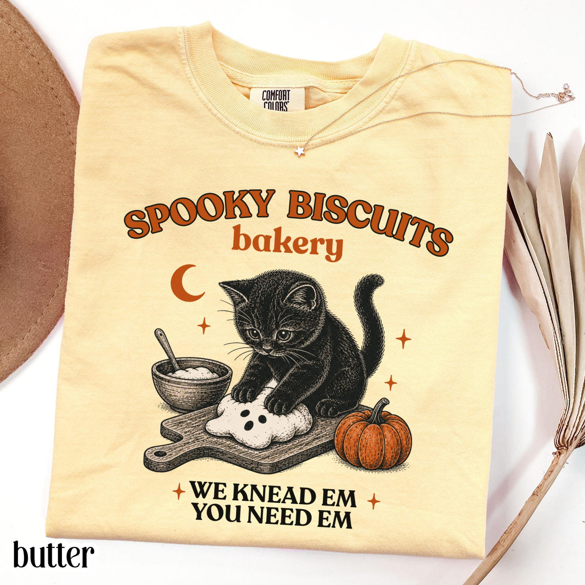 Comfort Colors Kitty Biscuits Spooky Season Tee Black Cat Halloween Fall Vintage Baking Pumpkin Cat Lover Fall (3)