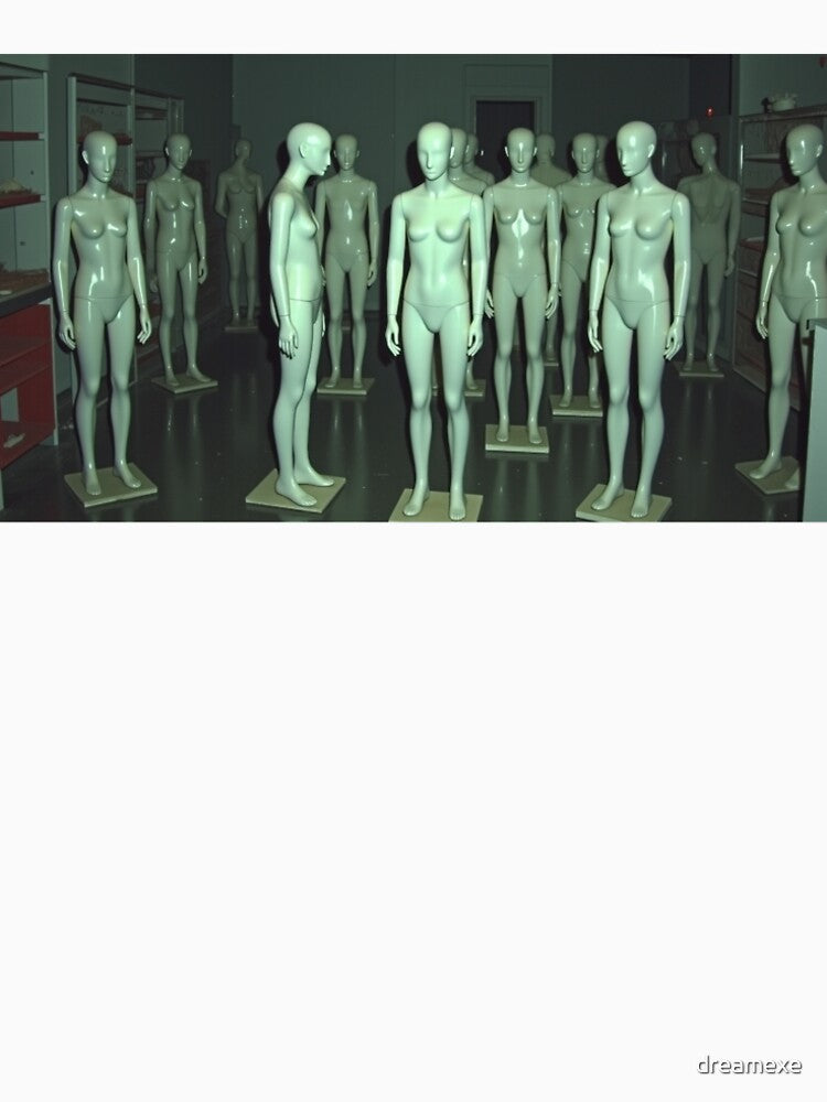 Creepy store mannequins by dreamexe