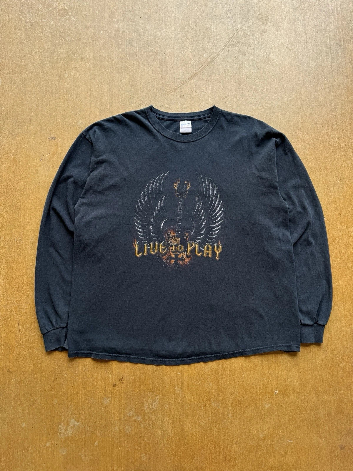 VTG Y2K Faded Live to Play Guitar Wings Rock & Roll Long Sleeve Black T-Shirt XL