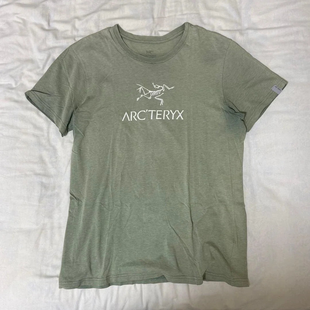 Arc'teryx T-Shirt Green Tech Y2K Olive Casual Hiking Shirt Used