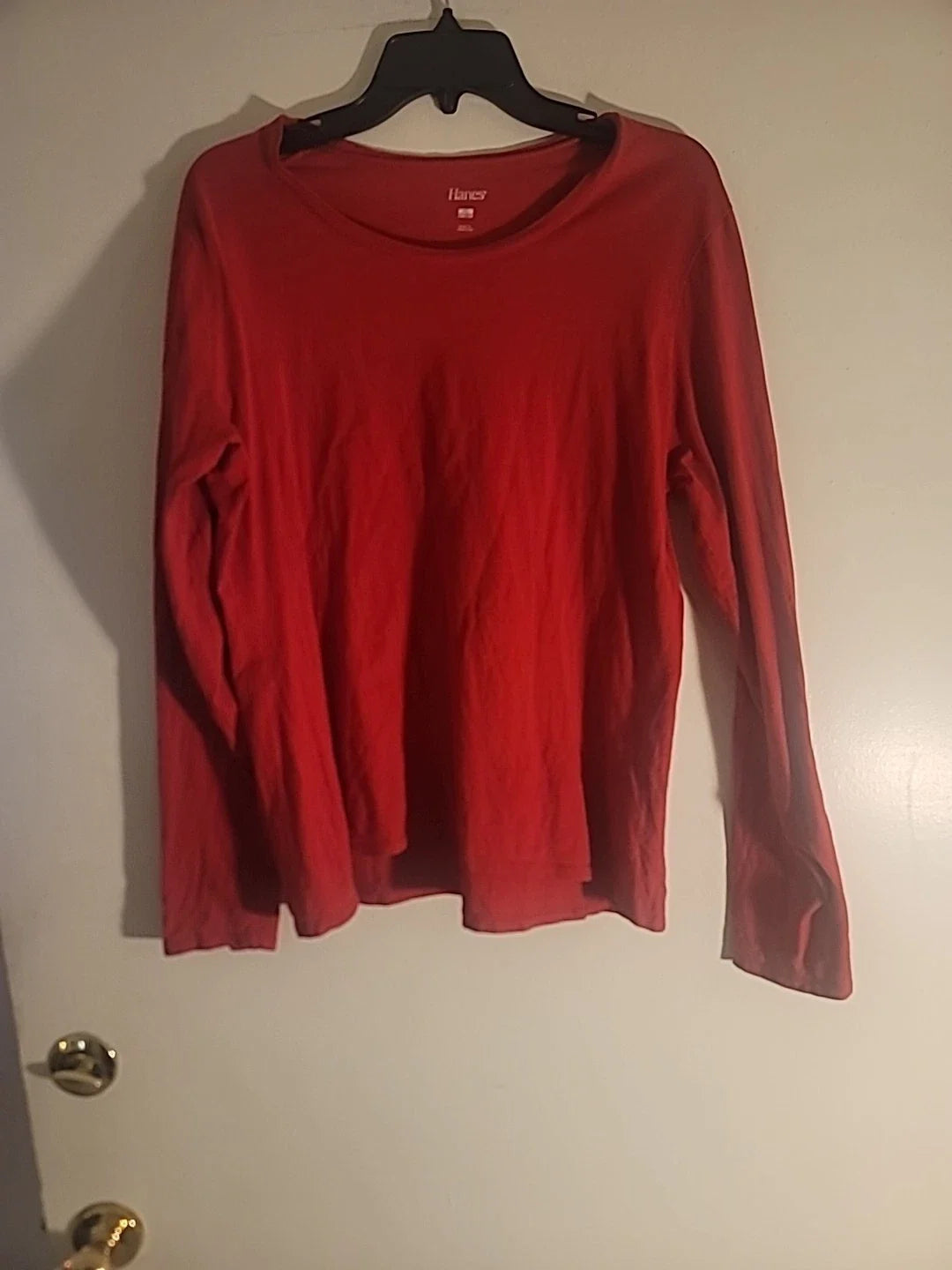 Hanes Size XL Simple Long Sleeve T-shirt