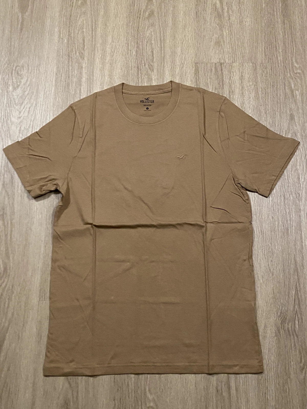 Men's Hollister Tees Size Medium Classic Fit