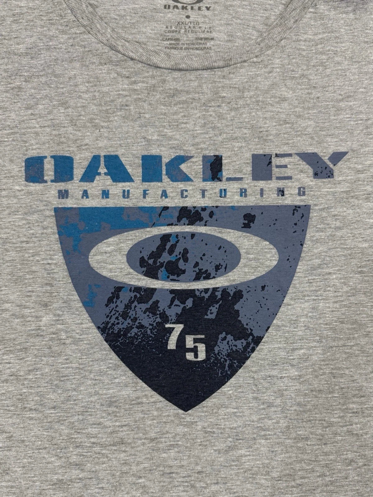 Oakley Manufacturing Men’s XXL 75 Retro T-Shirt Gray Y2K Skater Grunge Emo