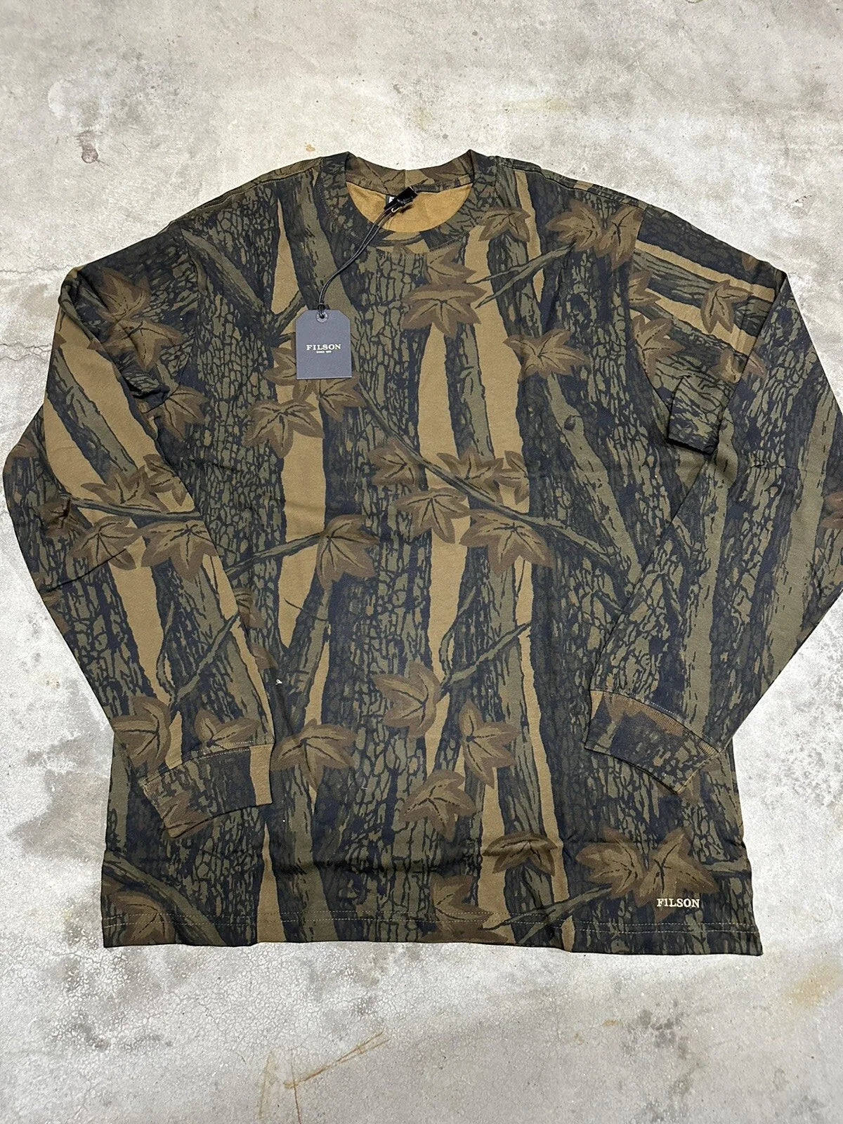 NWT Filson Long Sleeve Camo Pioneer Graphic T Shirt Green Brown Mens Medium