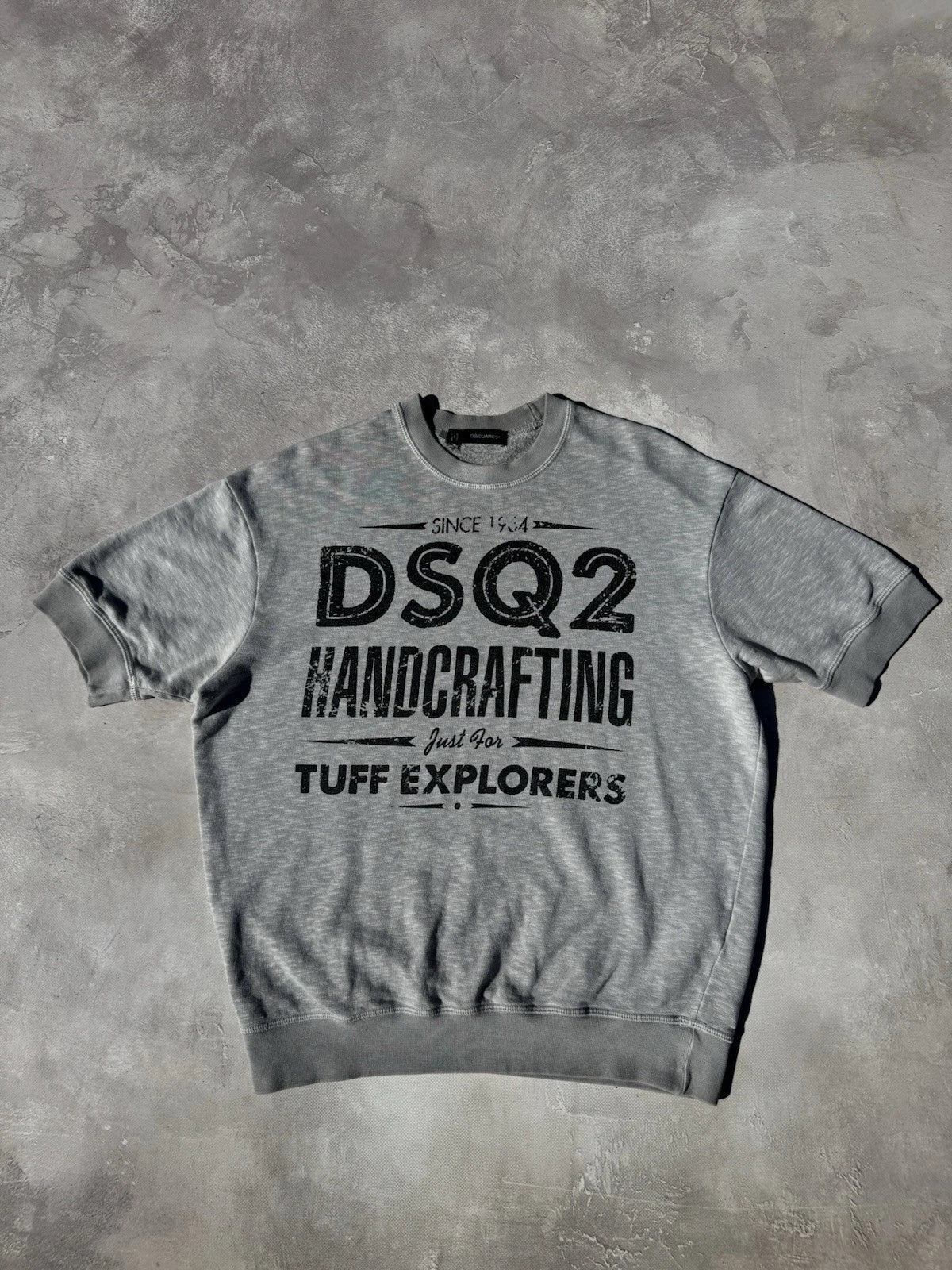 VTG Dsquared2 Handcrafted Print Logo Men's Tee