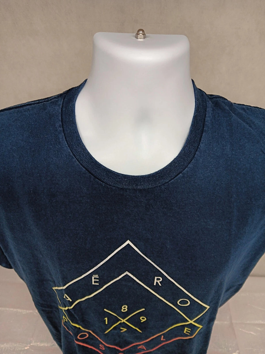 Aeropostale Mens XL Fits Large Graphic T-Shirt Blue Short Sleeve Crew Neck