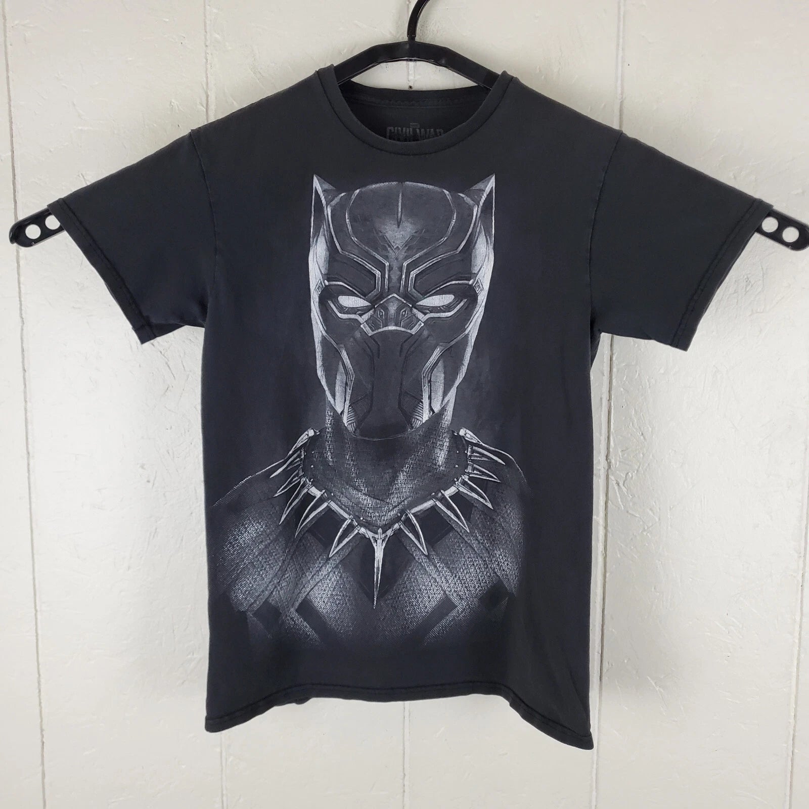 Captain America Civil War Shirt Mens Small Gray Short Sleeve Black Panther