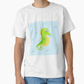 Ocean life - seahorse in the free ocean by Aurealis Creatief