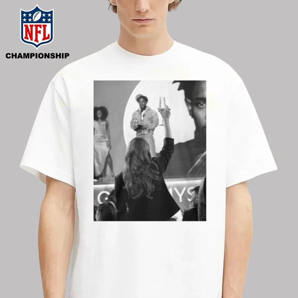 Taylor celebrates Kendrick Lamar Grammy Win shirt